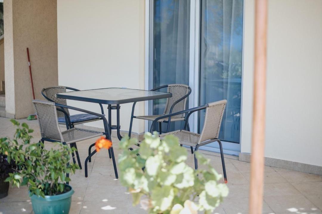 Olive Garden Apartment Bar Buitenkant foto
