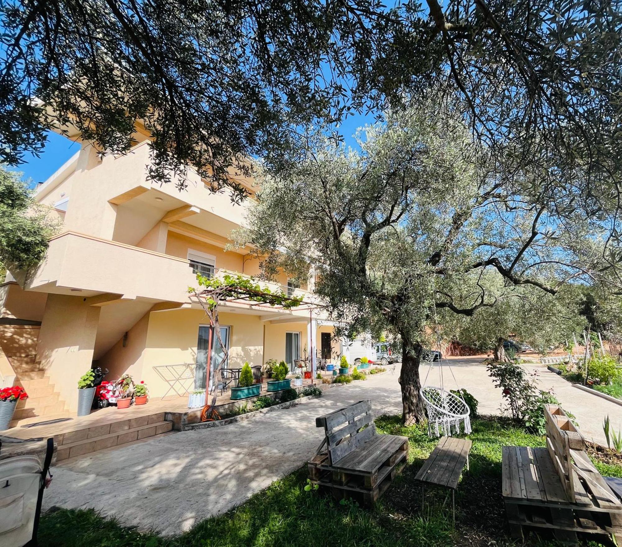 Olive Garden Apartment Bar Buitenkant foto